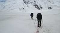 подход в первый лагерь на леднике звездочка